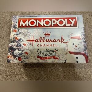 Monopoly Hallmark Channel Countdown to Christmas Edition